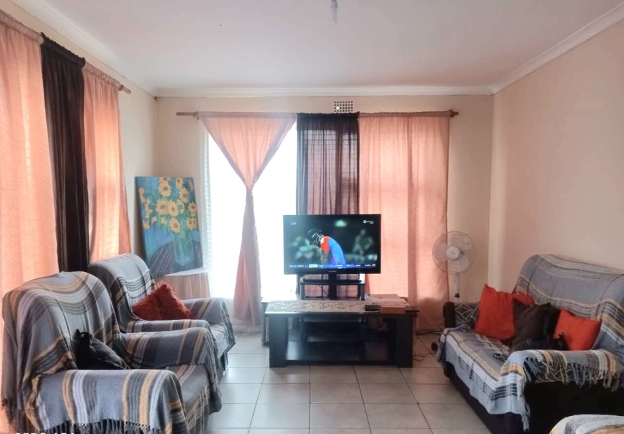 2 Bedroom Property for Sale in Belhar Western Cape